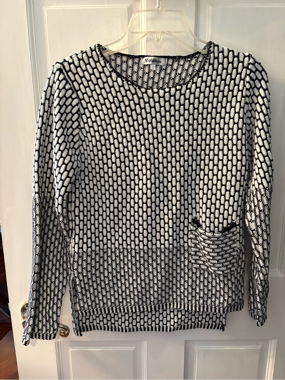 Violet & Claire Black and White Patterned Crewneck Sweater